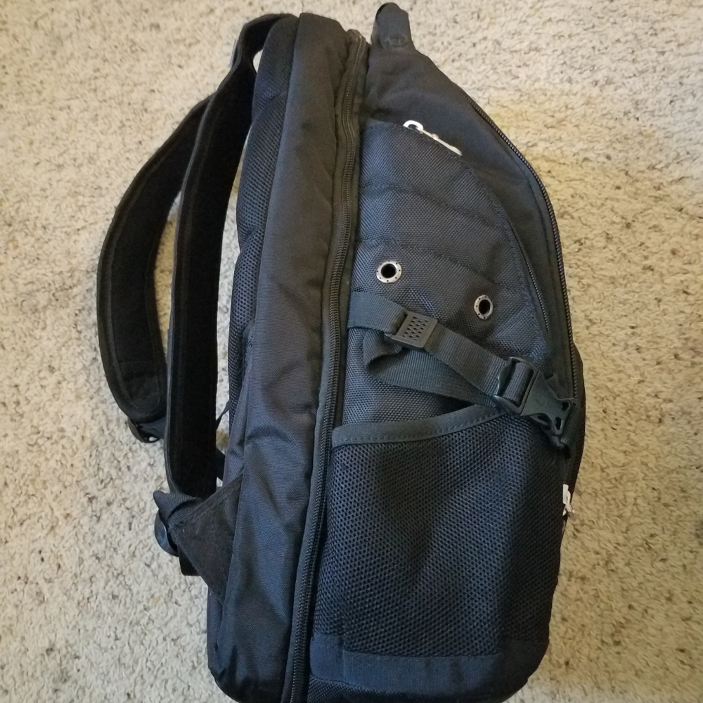 Swiss Gear Backpack - Picture 2 of 3